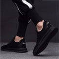 MAX | Chaussures de sport modernes et légères pour hommes, offrant style et performance - Luviera Fashion